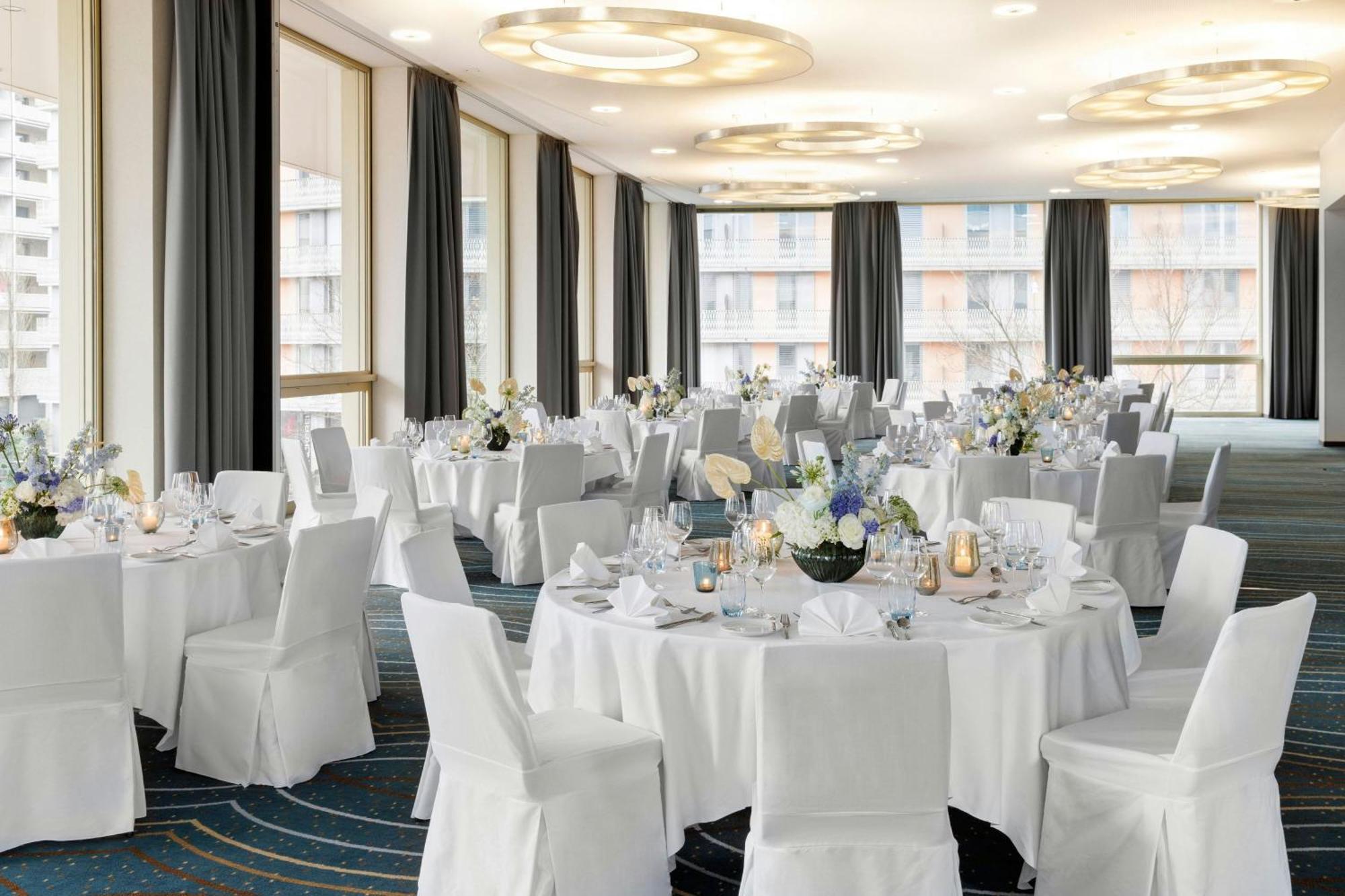 Renaissance Tower Hotel Zürich